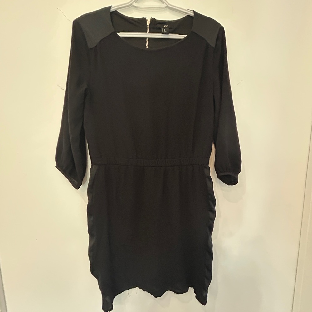 H&M Black Long-Sleeve Sheath Dress